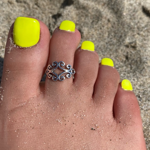 .925 STERLING SILVER LOZY TOE RING - Picture 1 of 2